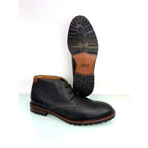 Johnston & Murphy Black Leather Chukka Boots with Tan Welt